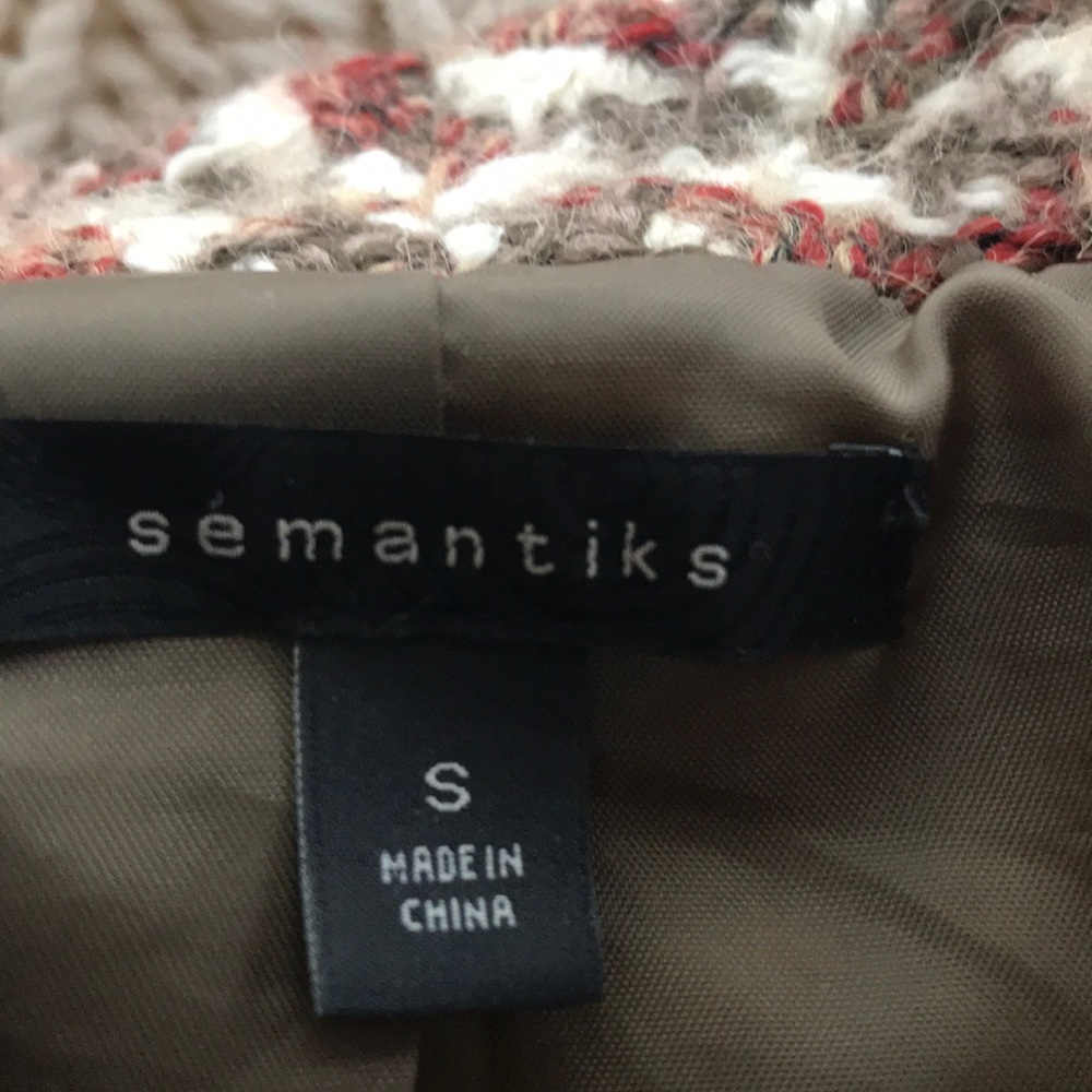 Coat. - Picture 8 of 8